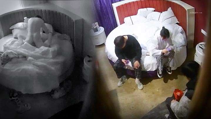 酒店偷拍：平安夜3猛男轮番爆操美少女 干到哭叫求饶